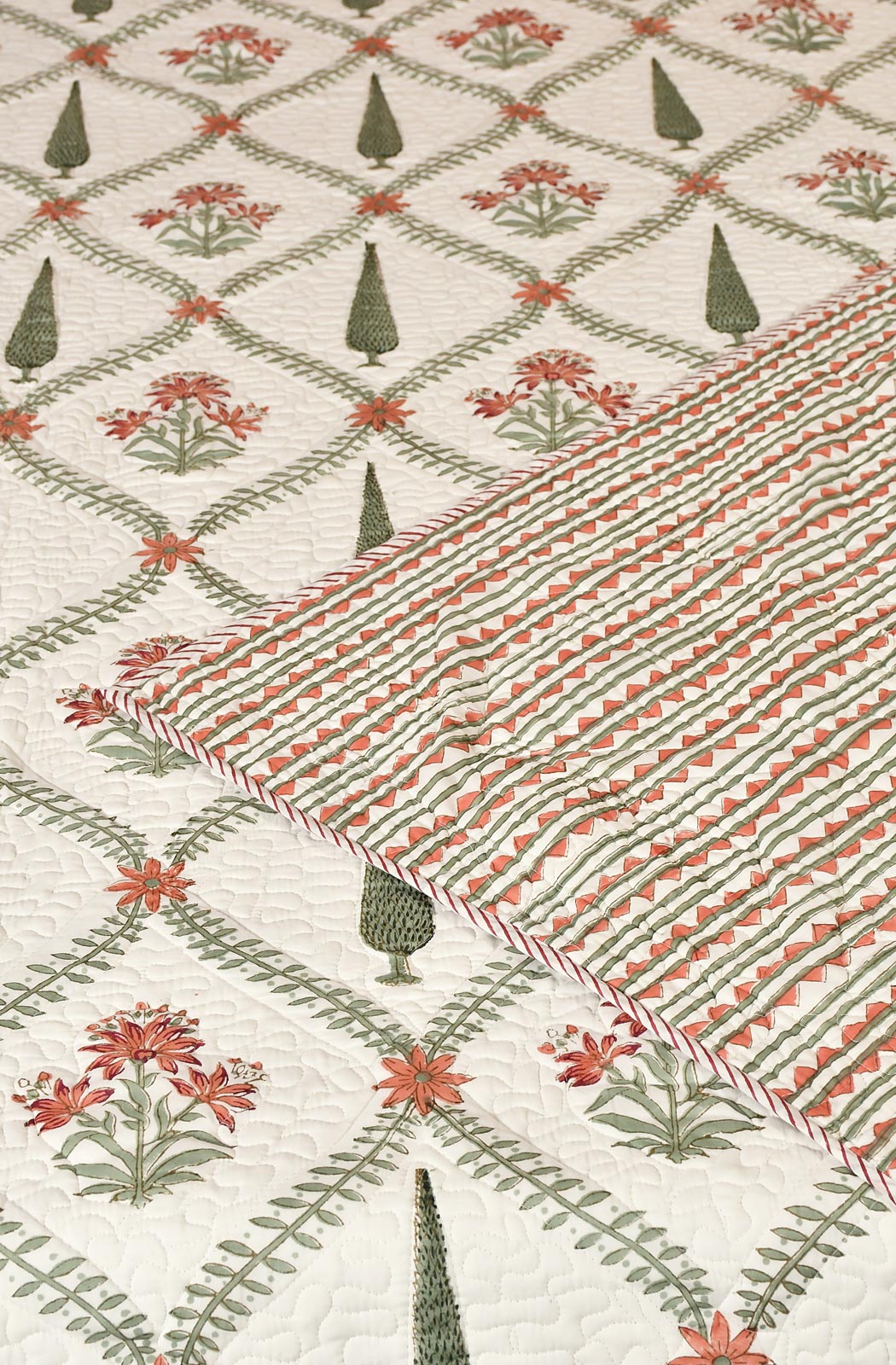 White Floral Block Printed Cotton Double Bedcover - Naksheband