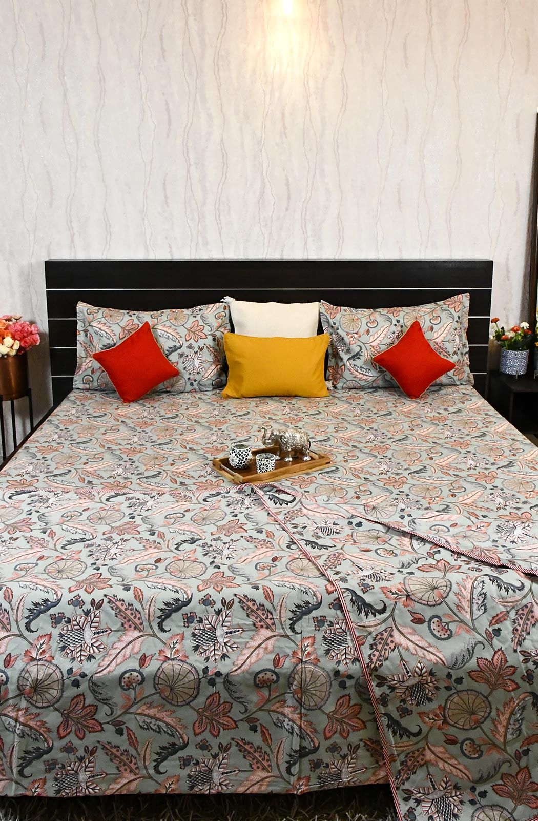Light Sea Green Floral Block Printed Double Bedsheet & Dohar - Naksheband