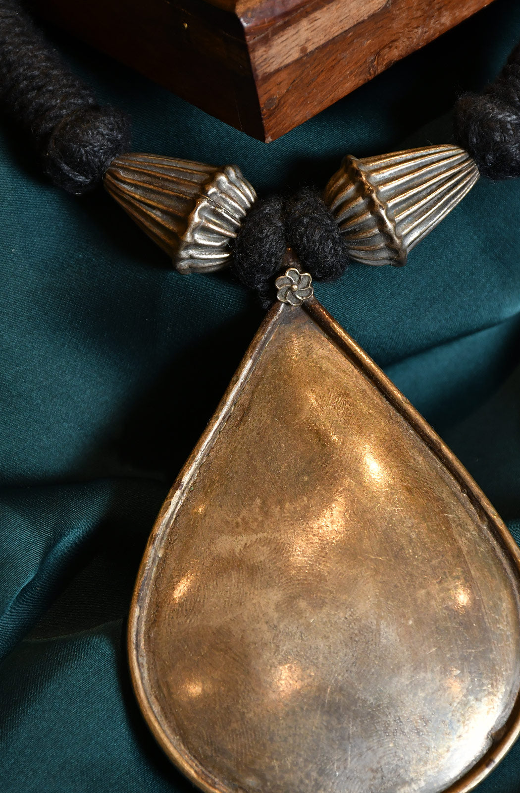 Neer Oxidised Necklace - Naksheband