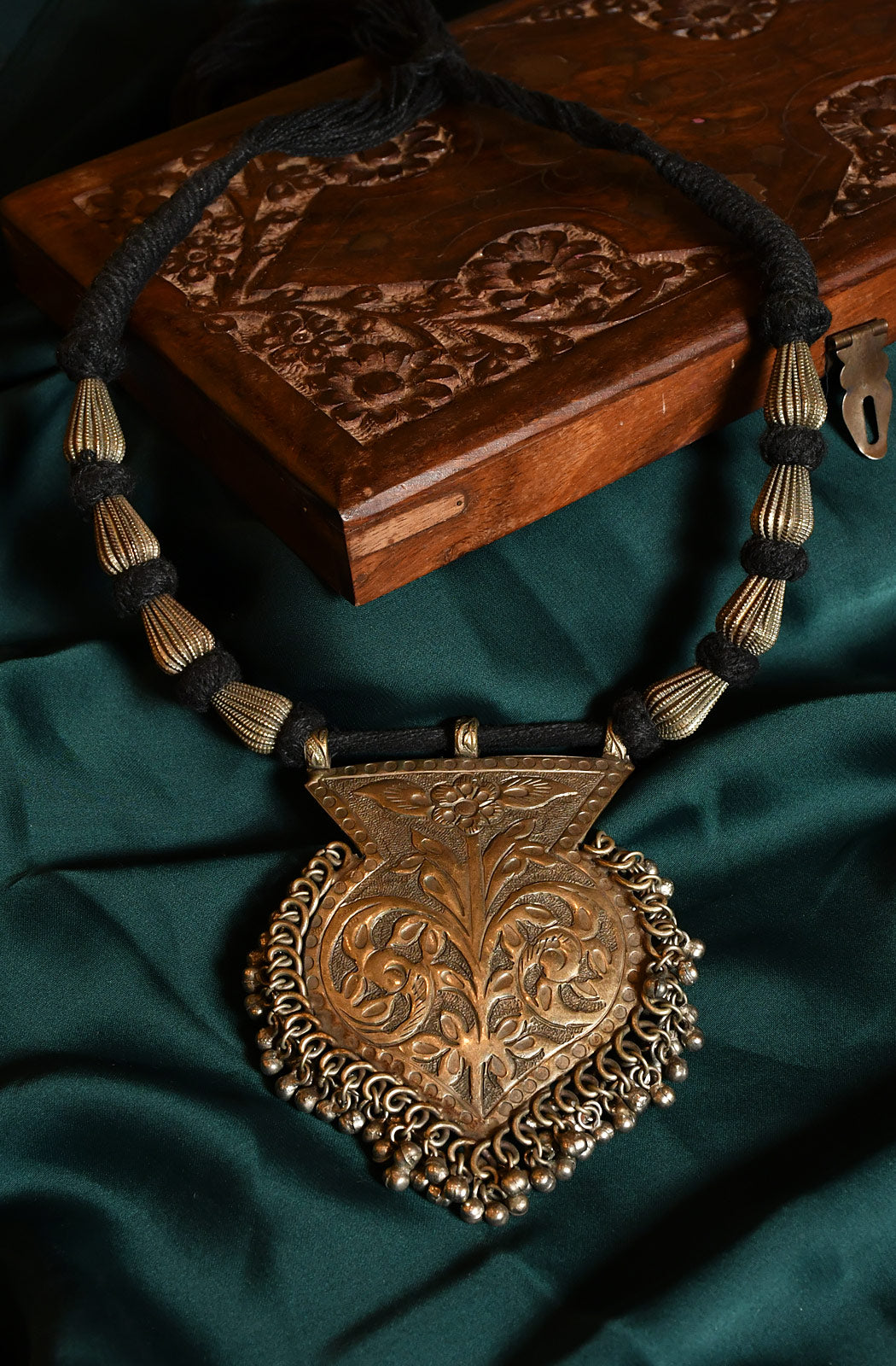 Nakkashi Oxidised Necklace