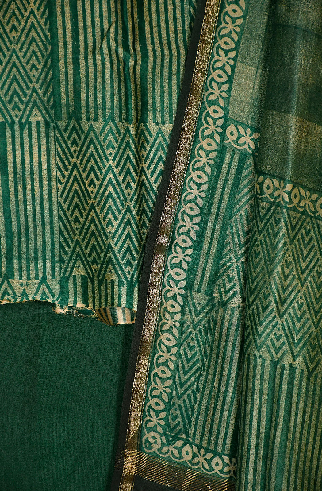 Dark Green Pure Silk Chanderi Unstitched Suit Set - Naksheband