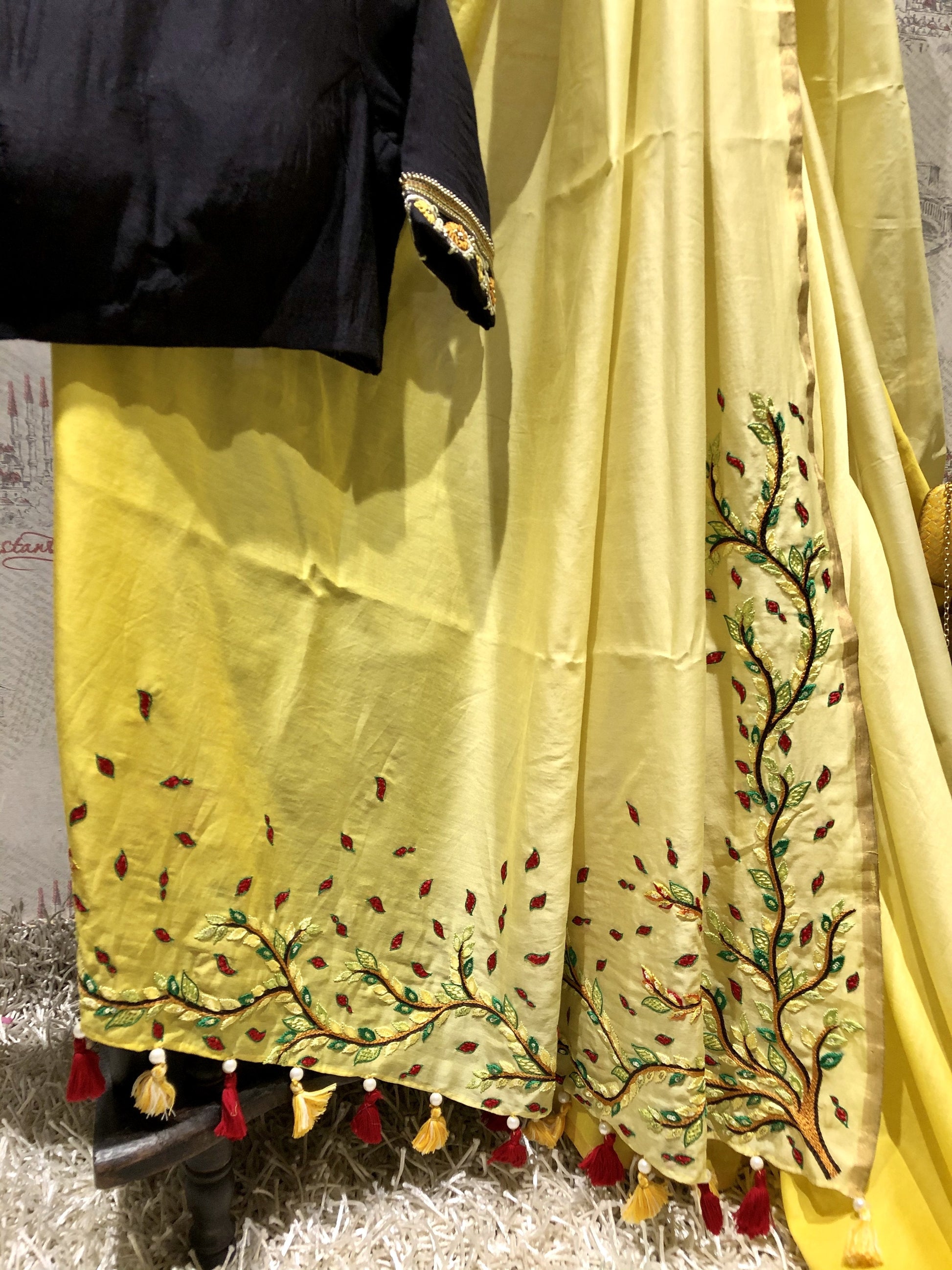 Lemon Yellow Designer Pure Silk Chanderi Saree - Black Susan - Naksheband