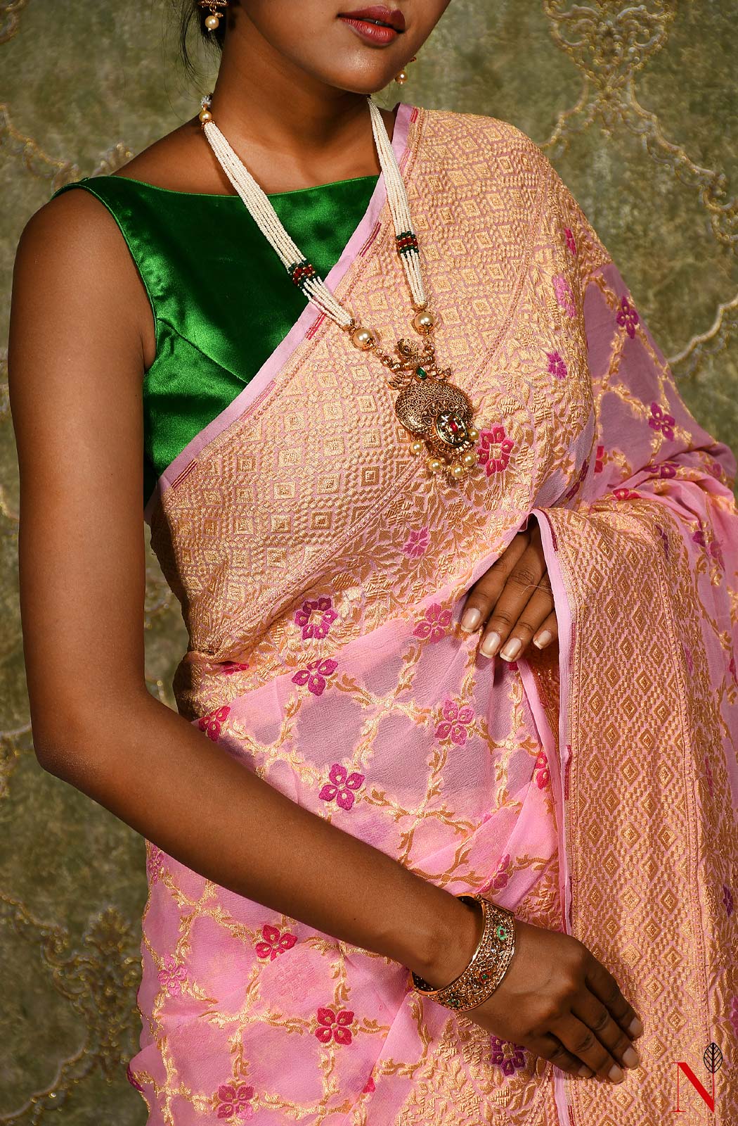 Pink Pure Banarasi Chiffon Saree - Naksheband