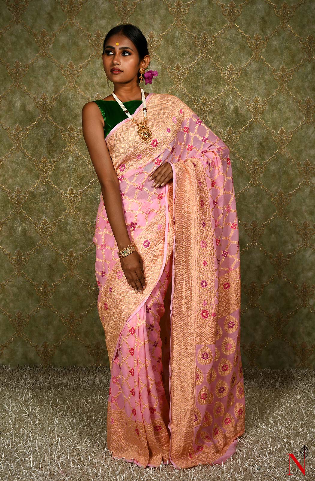 Pink Pure Banarasi Chiffon Saree - Naksheband