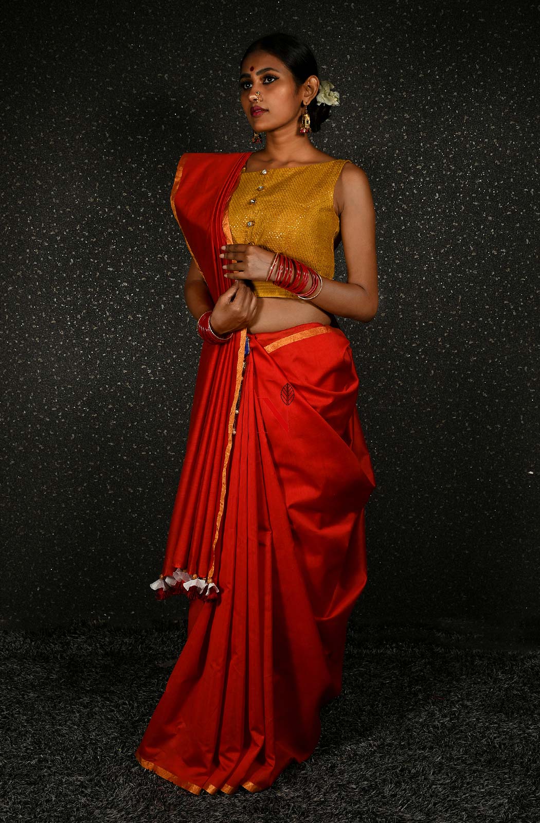 Red Pure Silk Chanderi Plain Saree - Naksheband