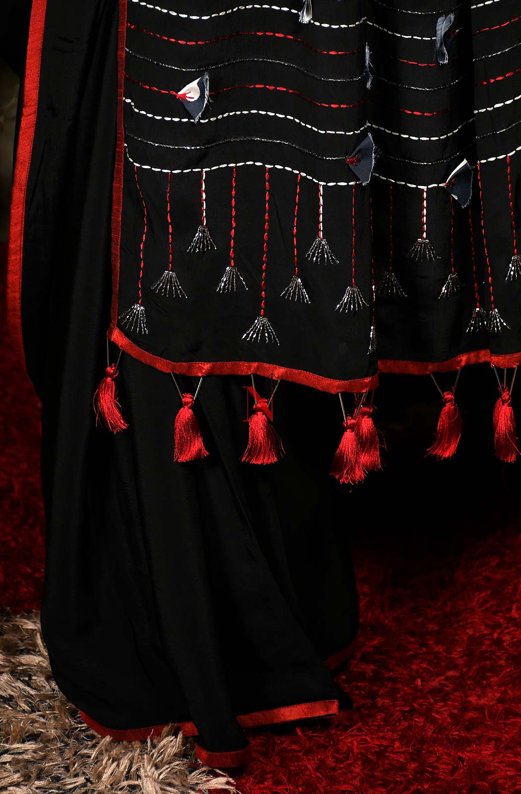 Black Designer Pure Crepe Saree - Black Beast - Naksheband