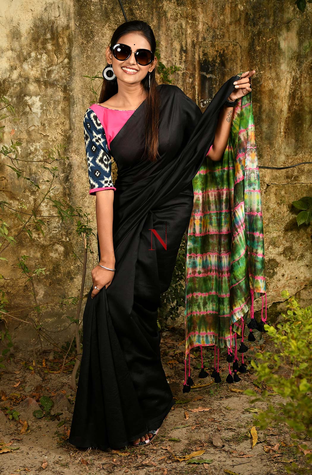 Black & Multicolor Pure Silk Chanderi Saree - Shibori - Naksheband