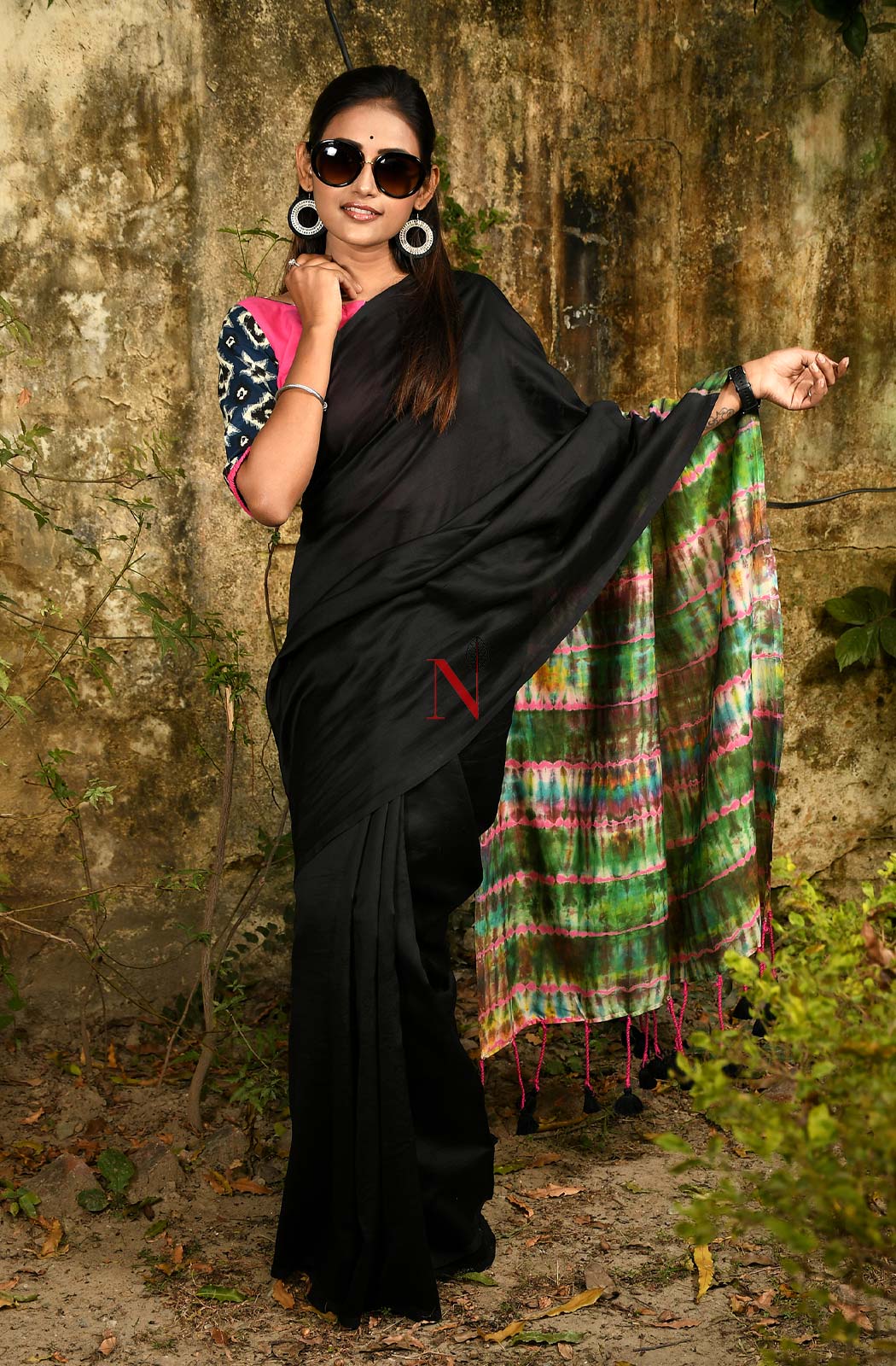 Black & Multicolor Pure Silk Chanderi Saree - Shibori - Naksheband