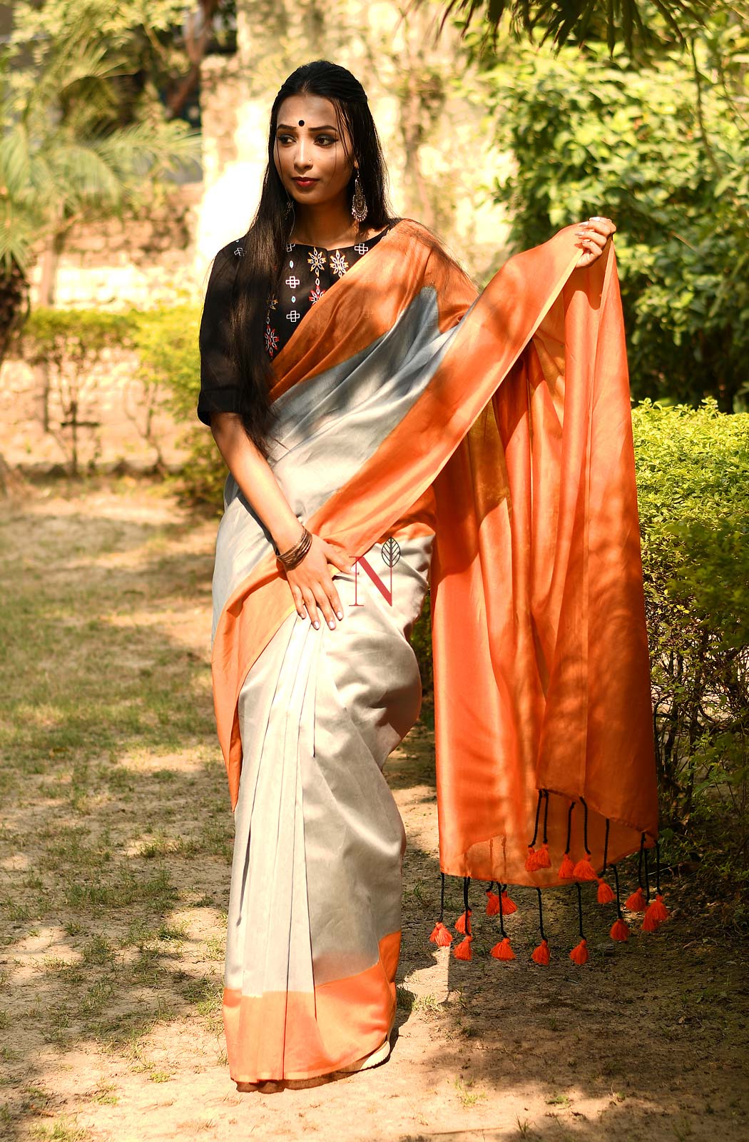 Grey & Orange Pure Silk Chanderi Saree - Naksheband