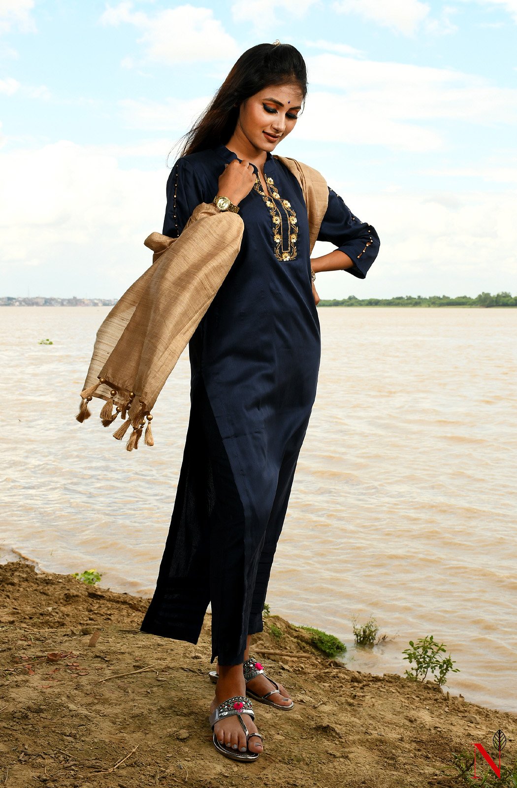 Navy Blue Pure Silk Chanderi Hand Embroidered Suit Set - Naksheband