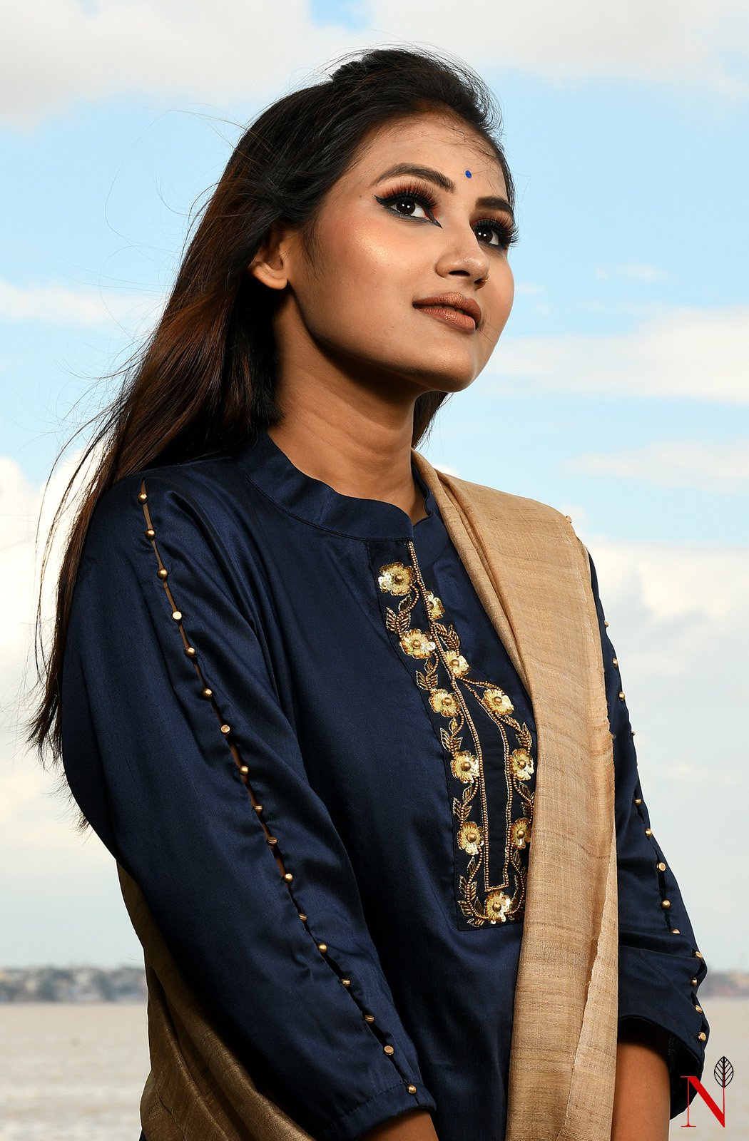 Navy Blue Pure Silk Chanderi Hand Embroidered Suit Set - Naksheband