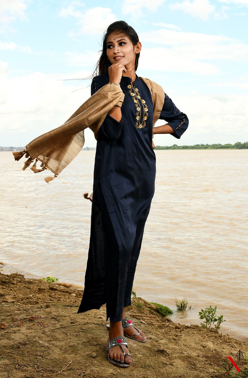 Navy Blue Pure Silk Chanderi Hand Embroidered Suit Set - Naksheband