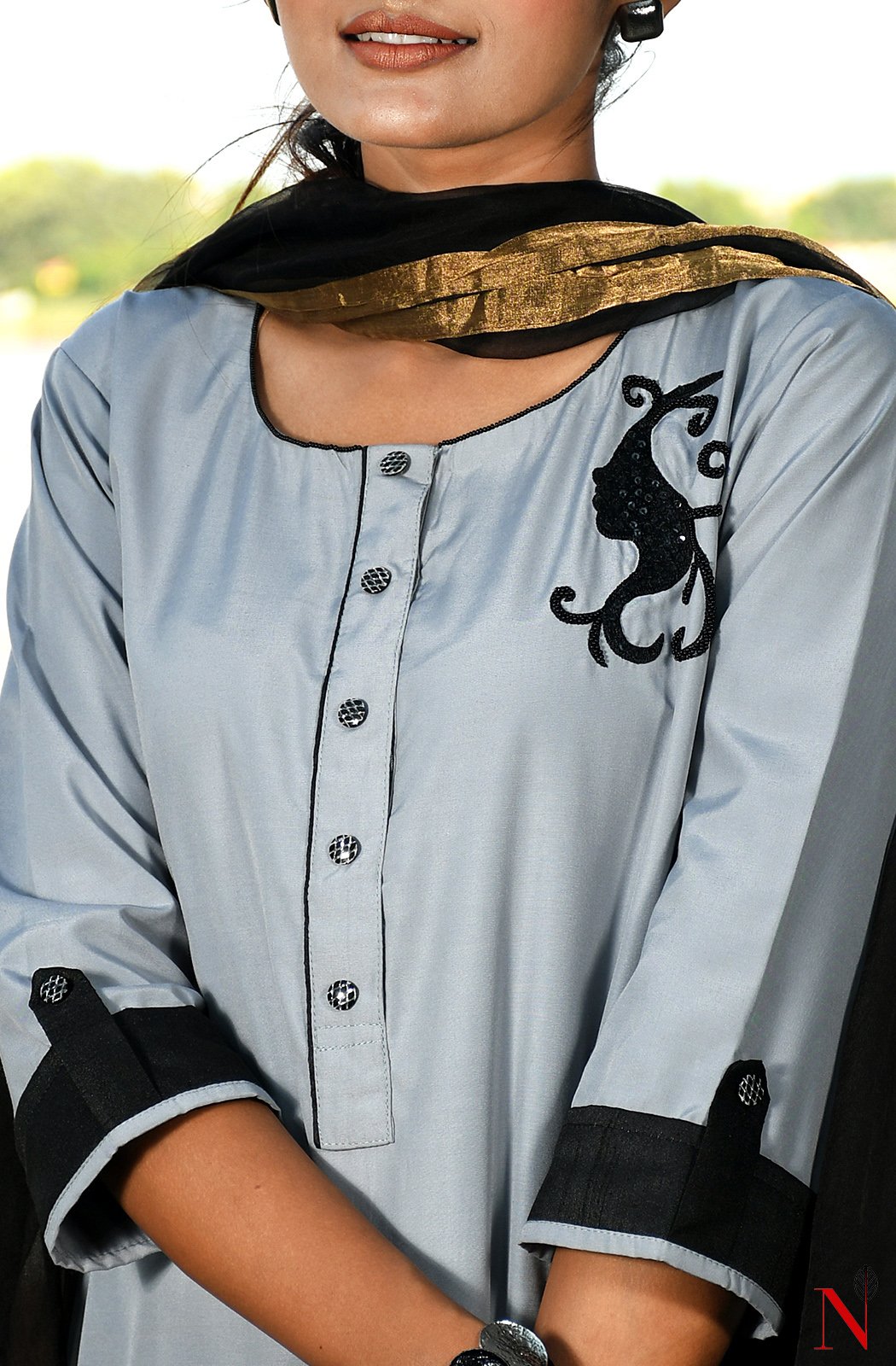Grey Pure Cotton Hand Embroidered Suit Set - Naksheband
