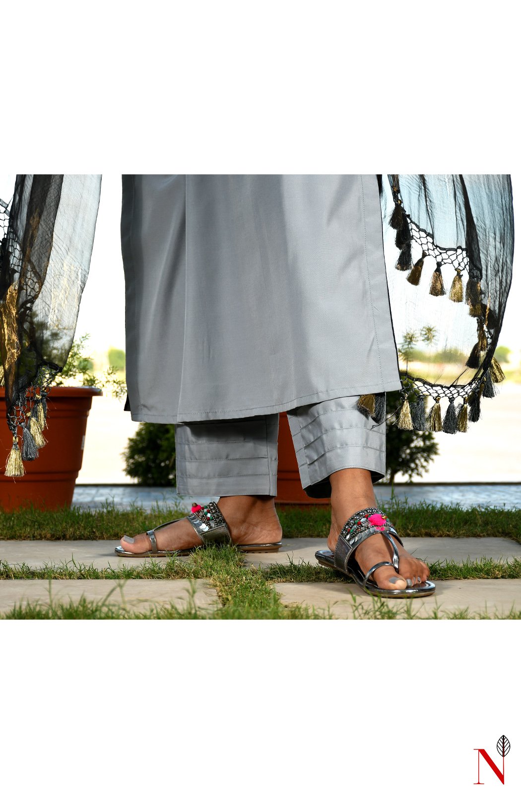 Grey Pure Cotton Hand Embroidered Suit Set - Naksheband