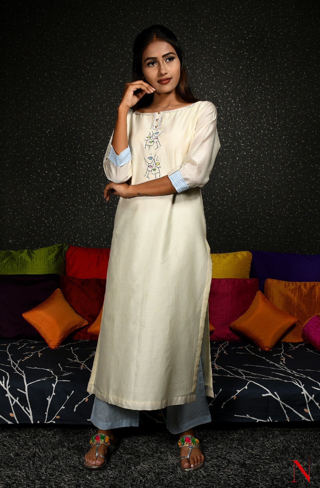 Cream Pure Silk Chanderi Hand Embroidered Suit Set - Naksheband