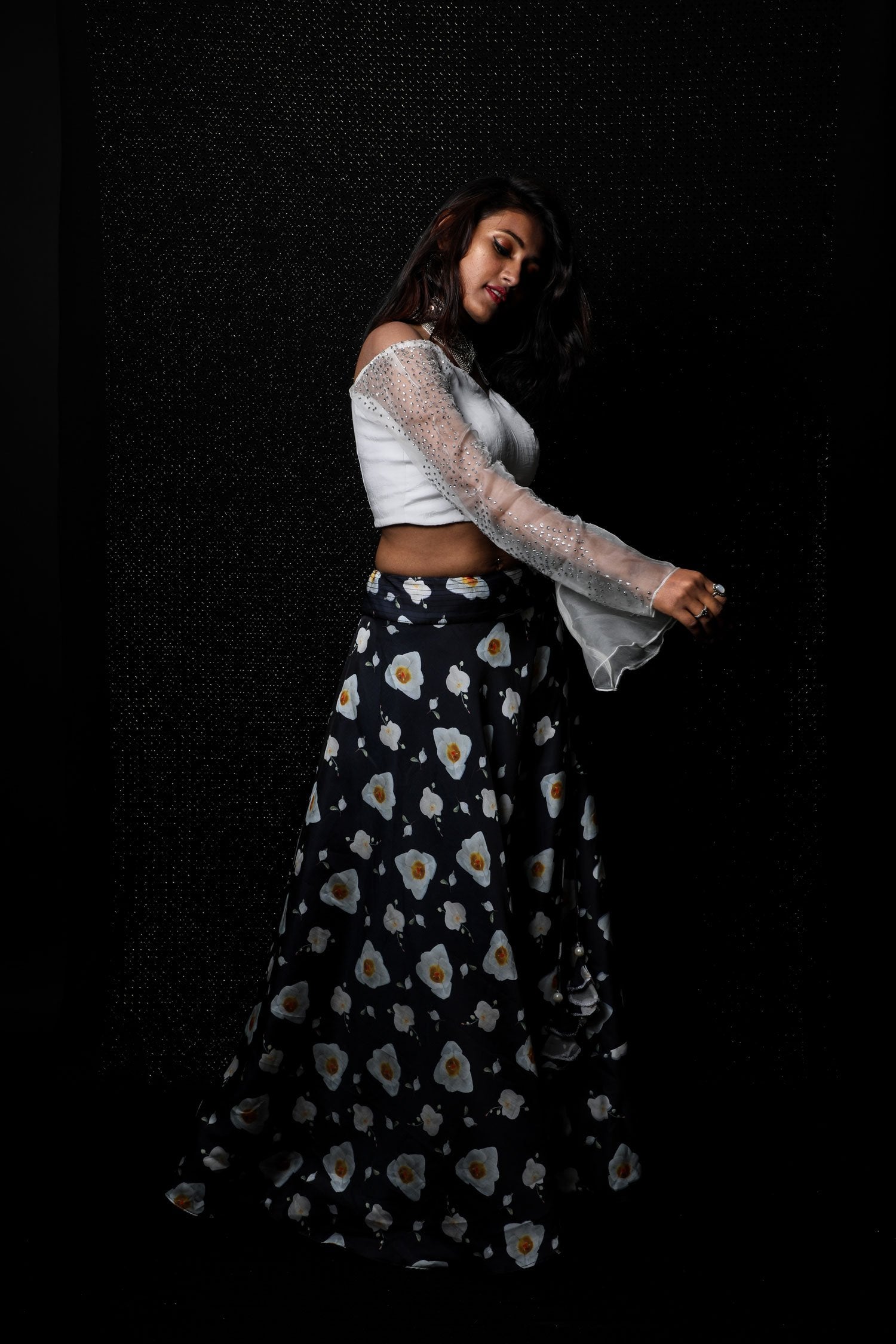 White And Floral Print Indowestern Designer Skirt Set - Lily White - Naksheband
