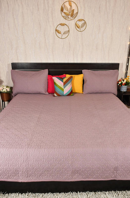 Mauve Self Hand Quilt Cotton Double Bedcover