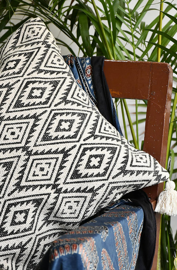 Black and White Hand Woven Jute 16x16 Cushion Cover