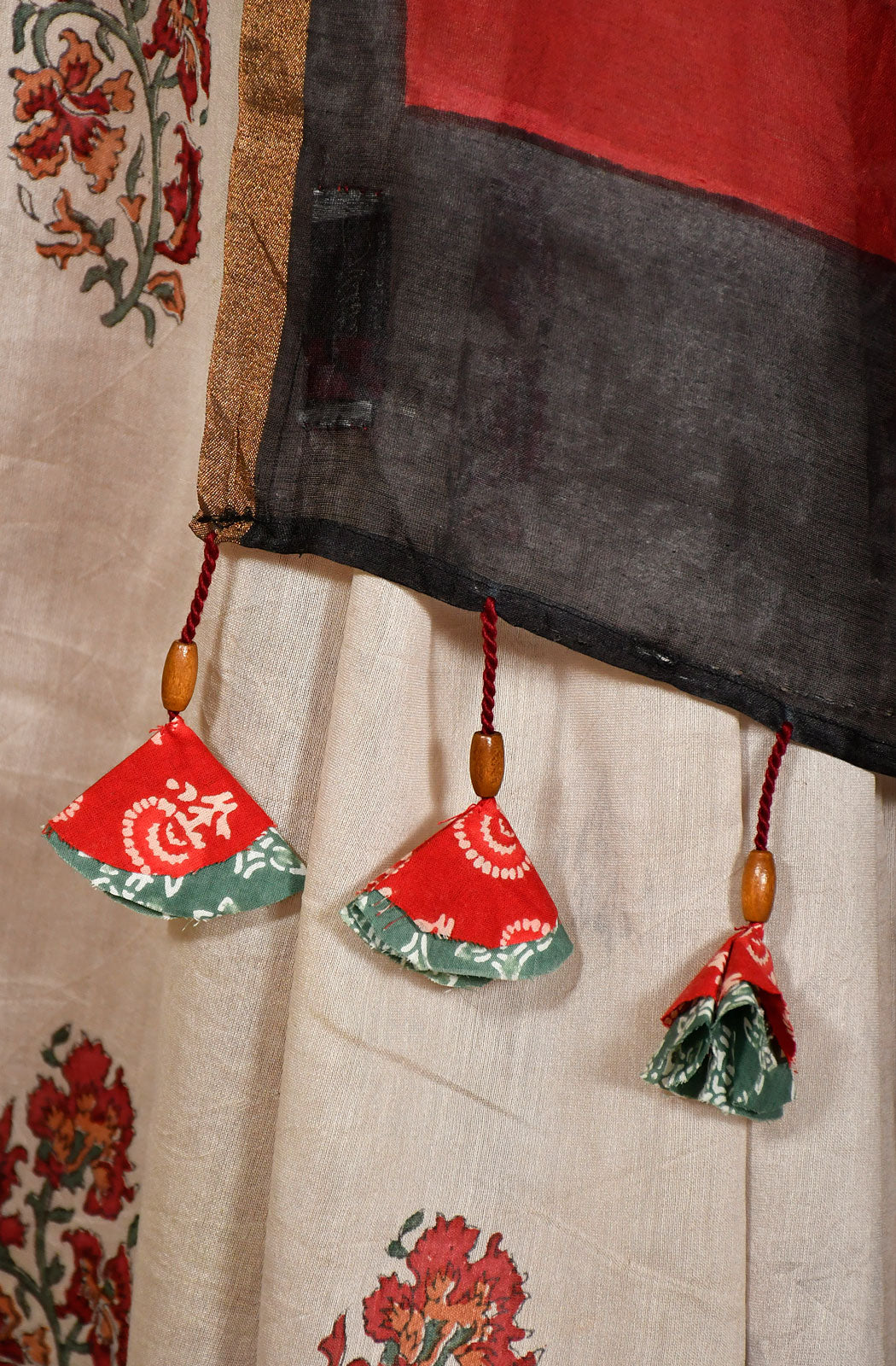 Beige Pure Silk Chanderi Hand Block Printed Saree - Naksheband