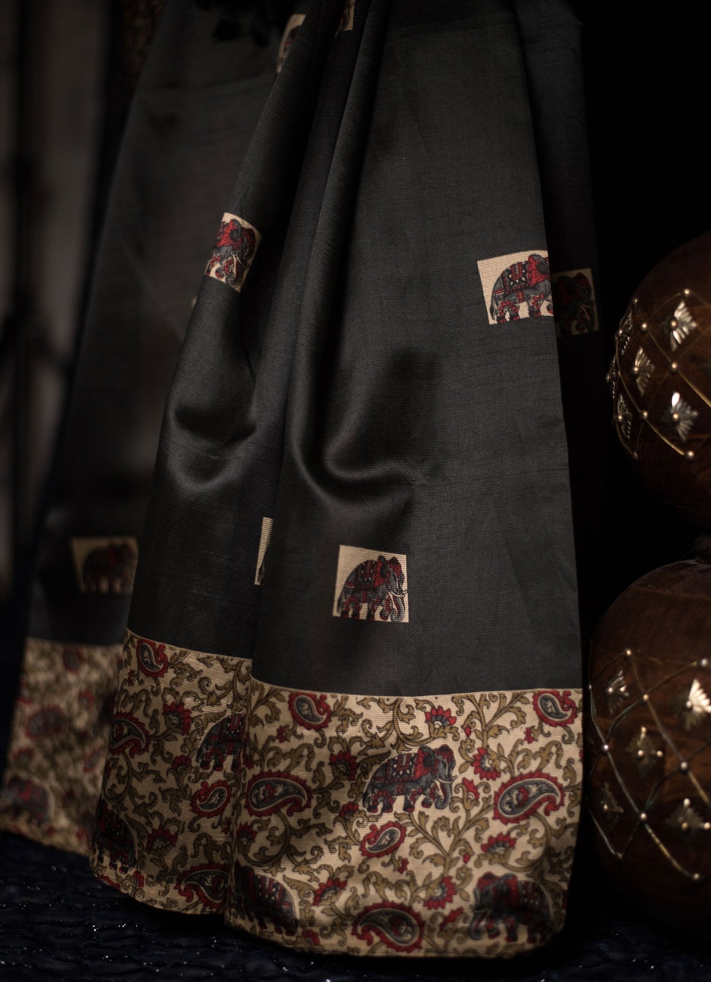 Black Color Designer Printed Pure Silk Saree - Pitch Prints - Naksheband