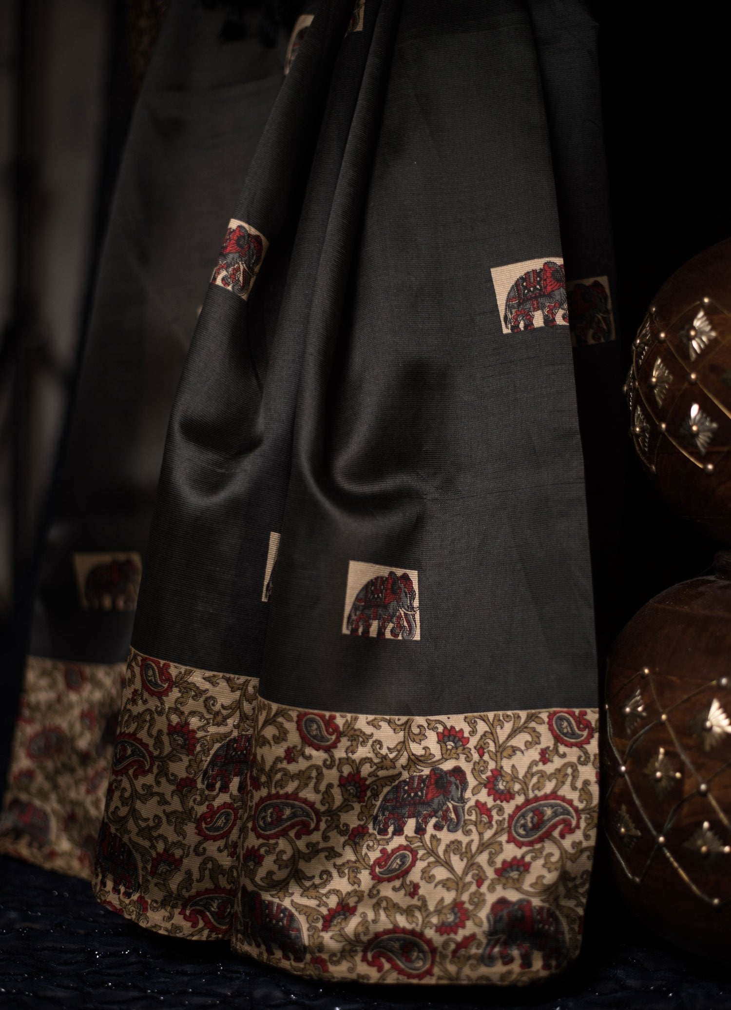 Black Color Designer Printed Pure Silk Saree - Pitch Prints - Naksheband