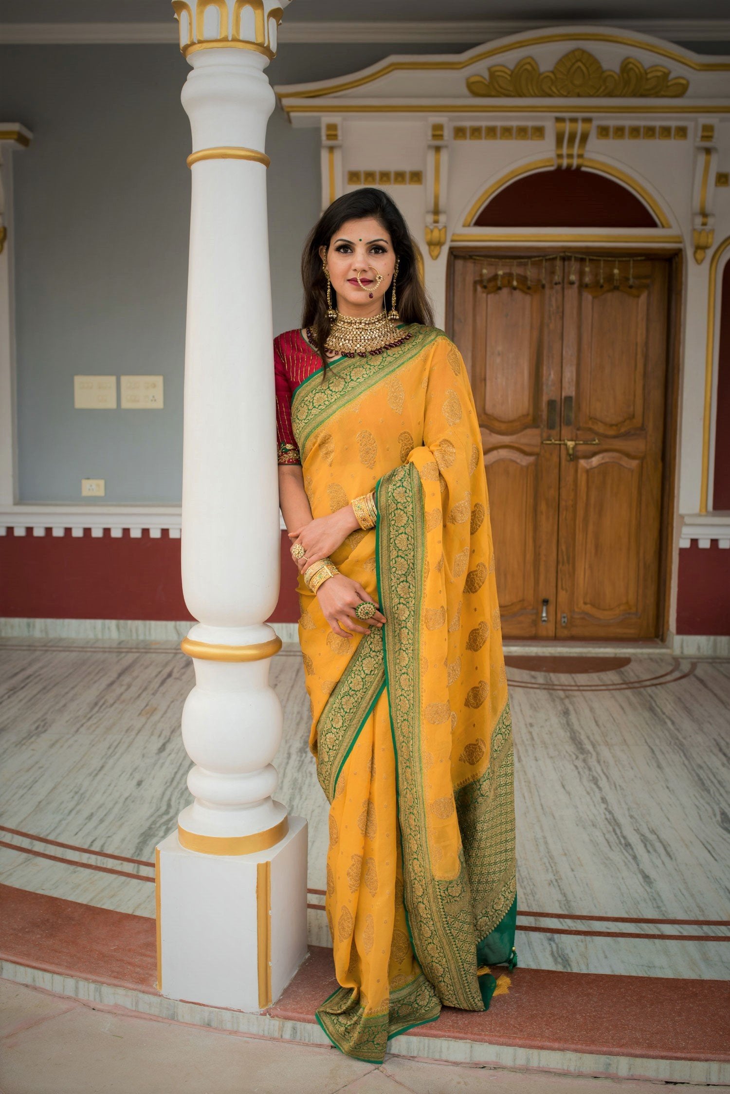 Pure Banarasi Saree khaddi  - Medallion - Naksheband