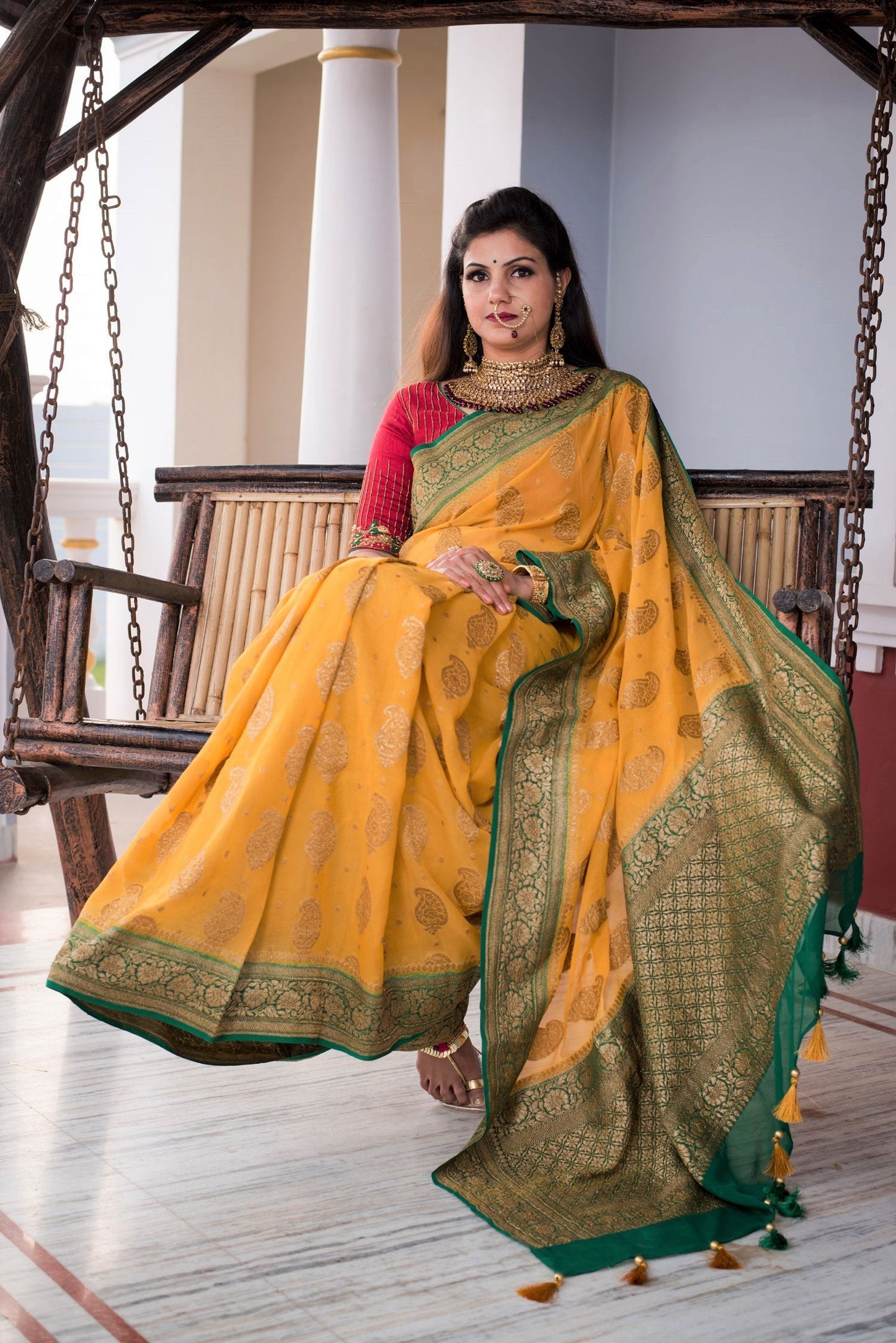 Pure Banarasi Saree khaddi  - Medallion - Naksheband