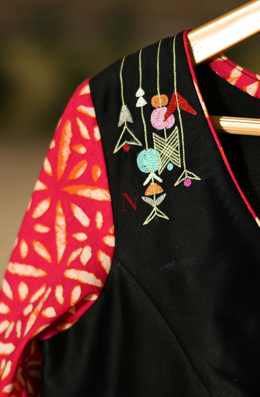 Black & Red Pure Silk Chanderi Hand Embroidered Designer Blouse - Naksheband