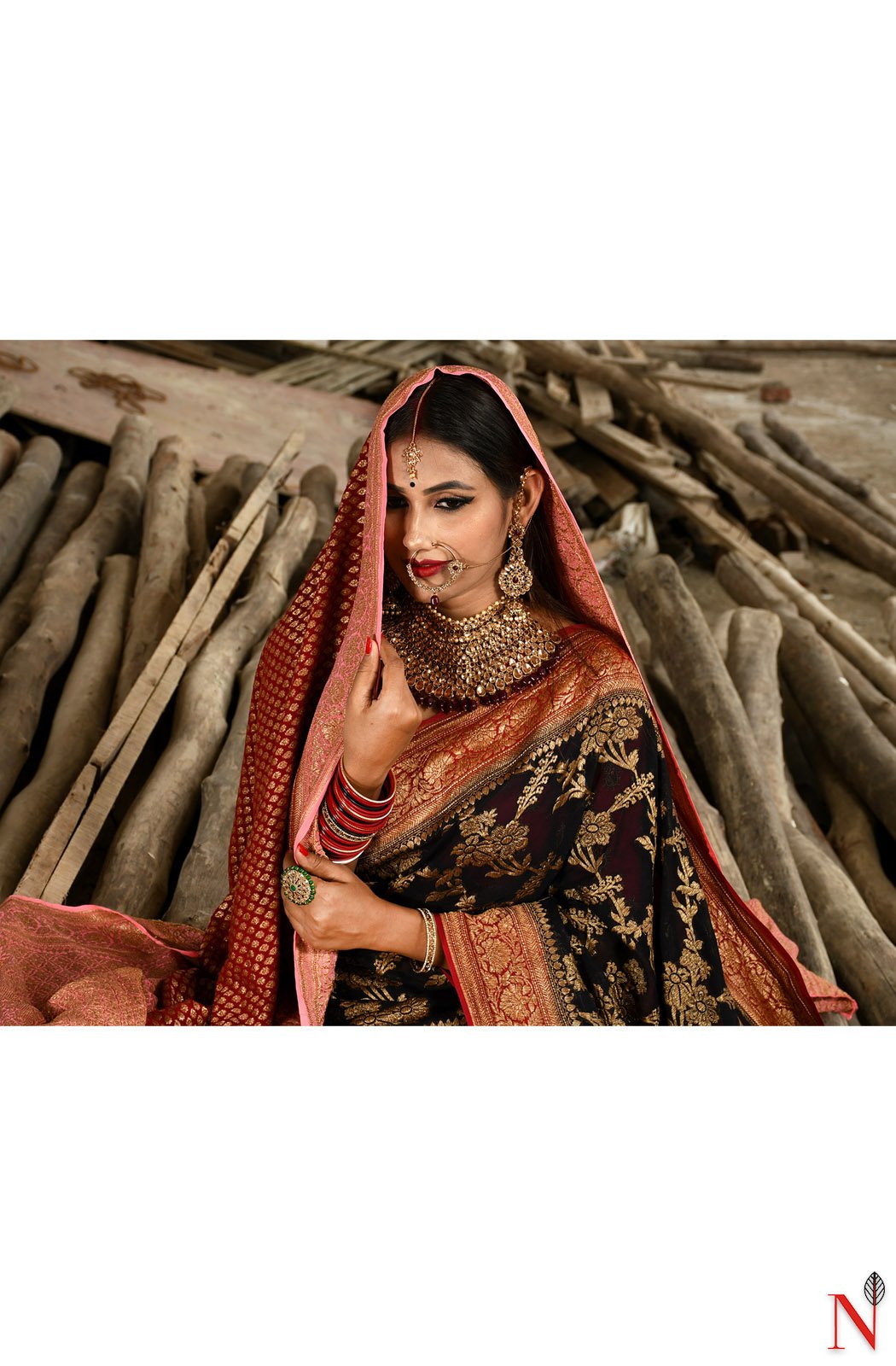 Black & Maroon Pure Banarasi Khaddi Georgette Saree - Shayamal - Naksheband