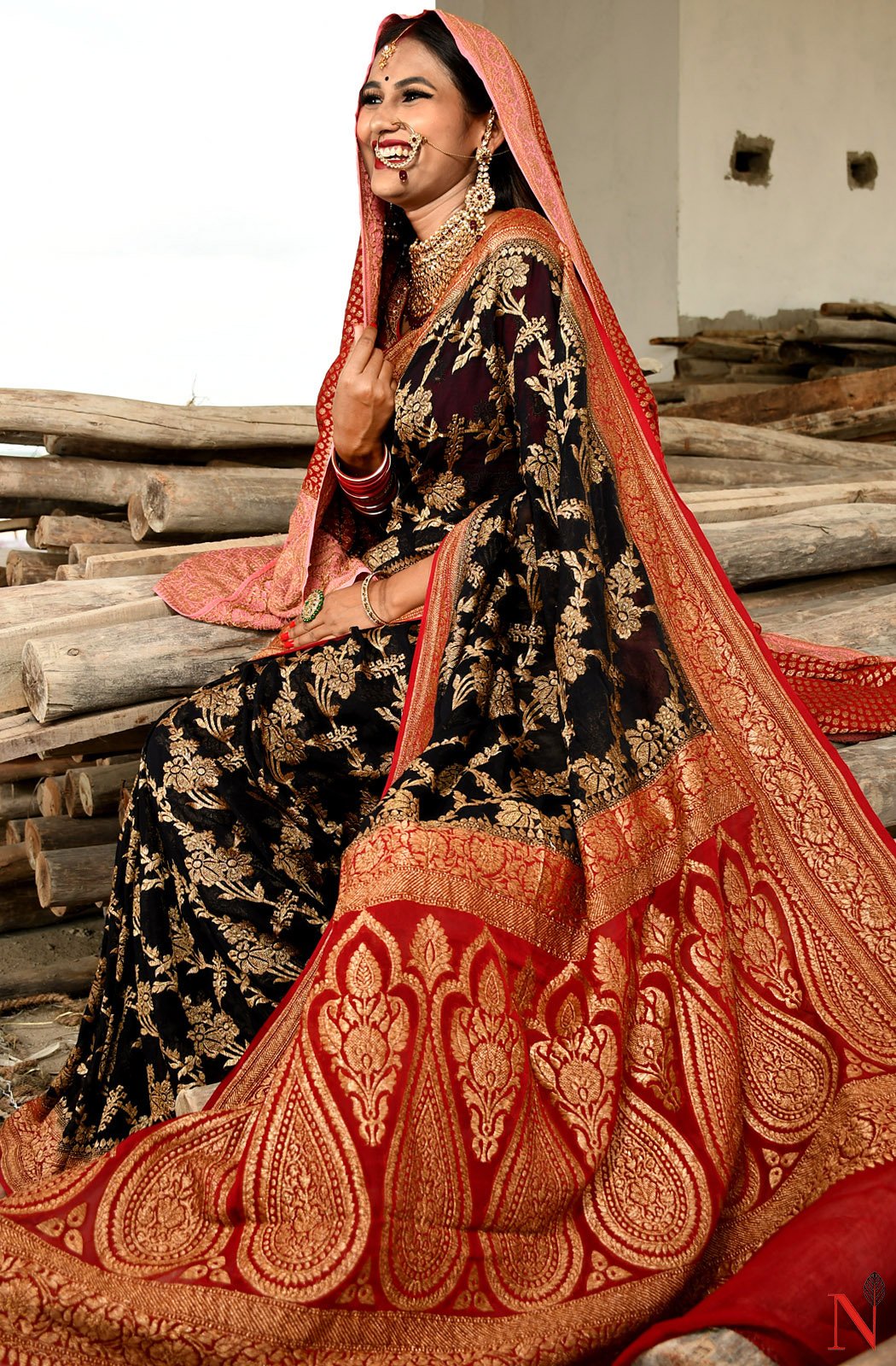 Black & Maroon Pure Banarasi Khaddi Georgette Saree - Shayamal - Naksheband