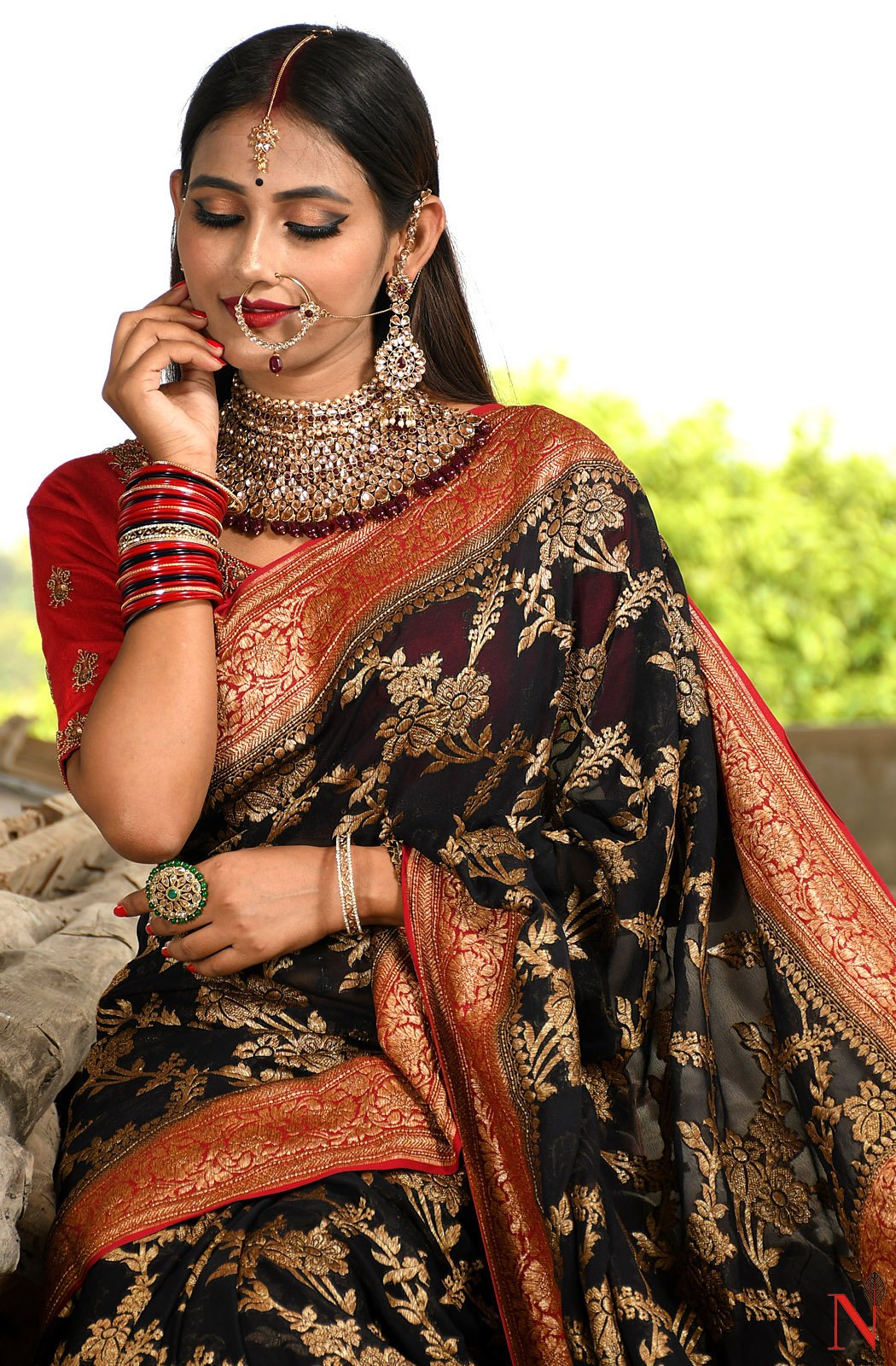 Black & Maroon Pure Banarasi Khaddi Georgette Saree - Shayamal - Naksheband