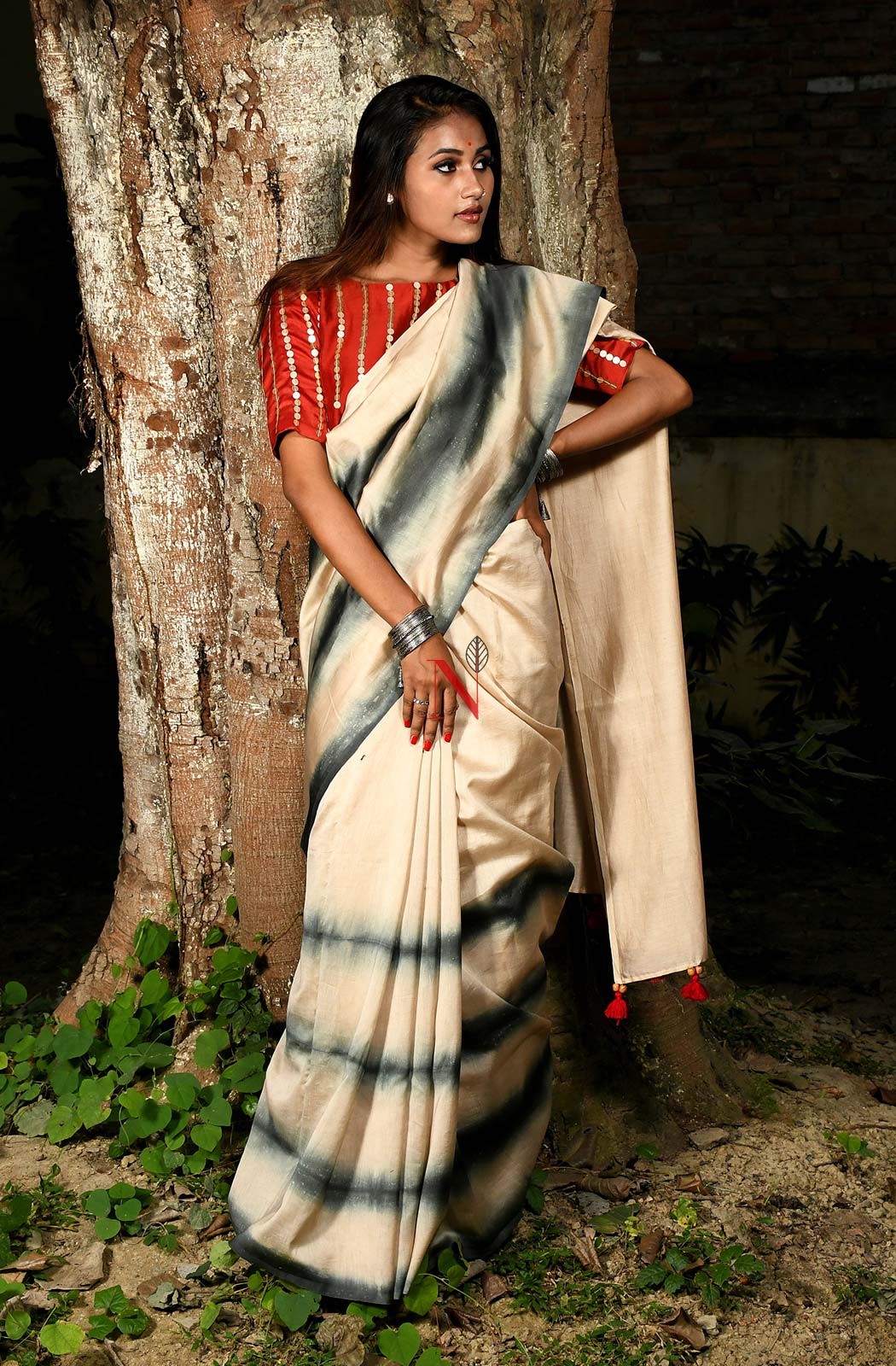 Beige & Black Pure Silk Chanderi Saree - Shibori