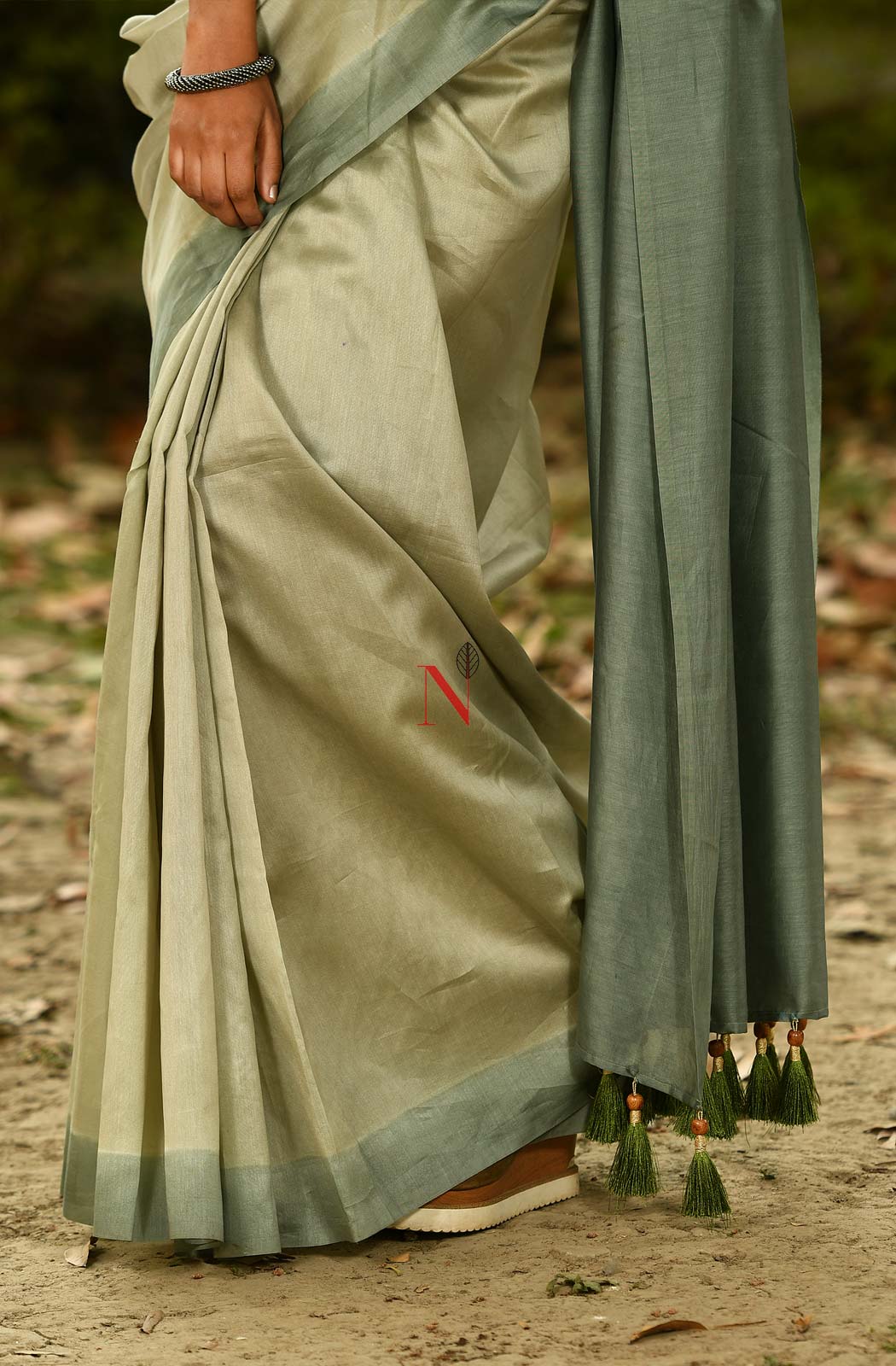 Beige & Moss Green Pure Silk Chanderi Saree