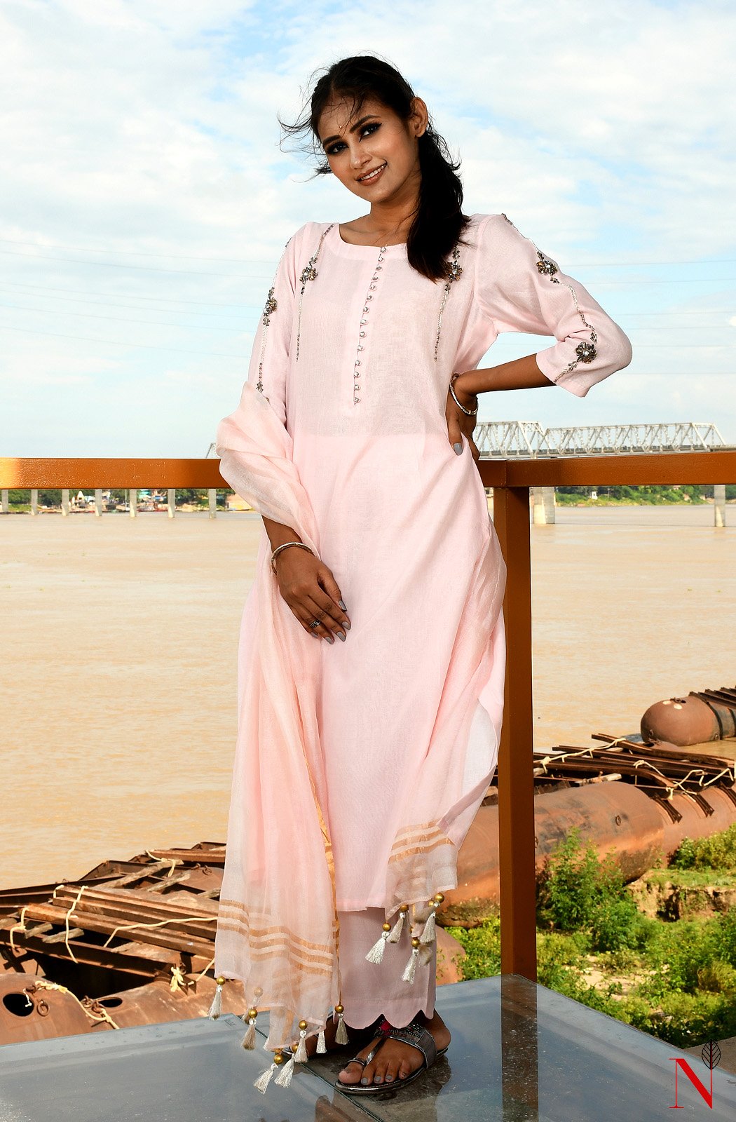 Pink Pure Silk Chanderi Hand Embroidered Suit Set - Naksheband