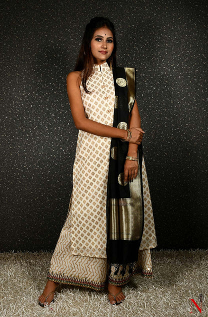 White Pure Cotton Hand Embroidered Suit Set - Naksheband