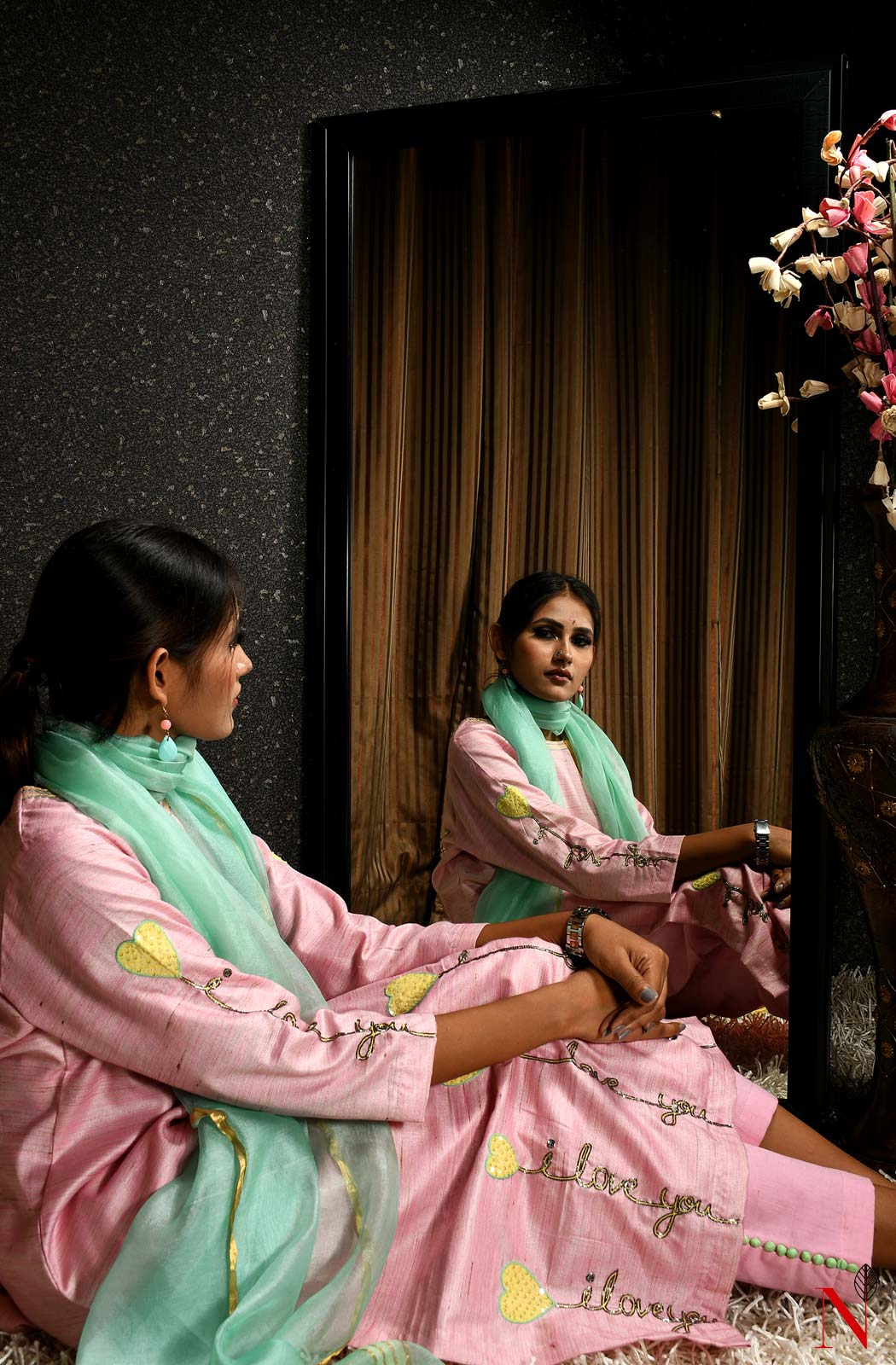 Pink Pure Cotton Hand Embroidered Suit Set - Naksheband