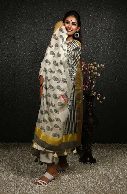 Cream Pure Cotton Hand Embroidered Suit Set - Naksheband