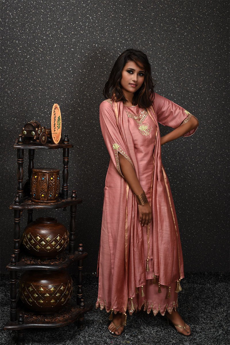 Coral Peach Color Pure Muga Silk Suit Set Gotta Patti Embroidery - Flamingo - Naksheband
