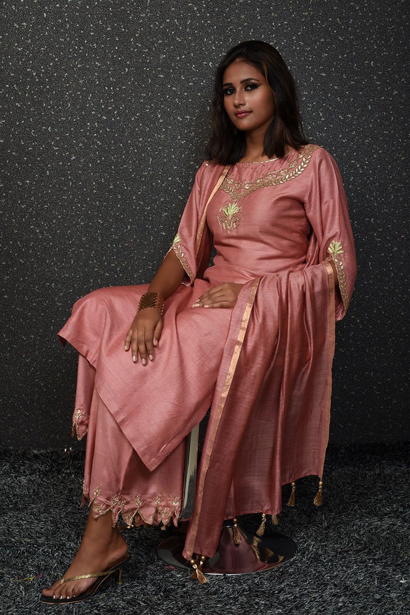 Coral Peach Color Pure Muga Silk Suit Set Gotta Patti Embroidery - Flamingo - Naksheband