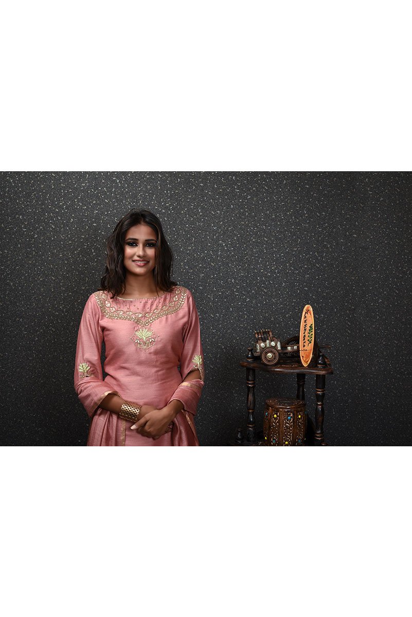 Coral Peach Color Pure Muga Silk Suit Set Gotta Patti Embroidery - Flamingo - Naksheband